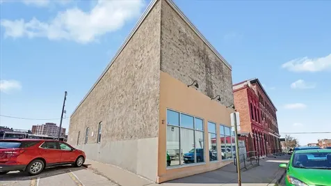 102 Walnut Street Winona MN 55987