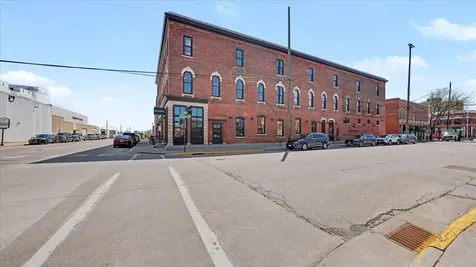 102 Walnut Street Winona MN 55987