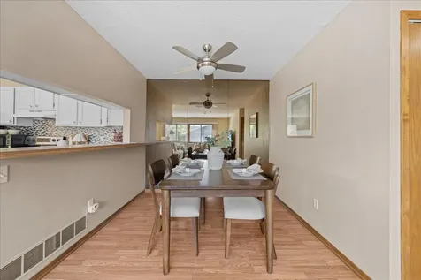 1604 Helmo Avenue N Oakdale MN 55128