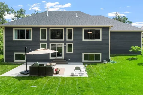 24484 143rd Street NW Zimmerman MN 55398