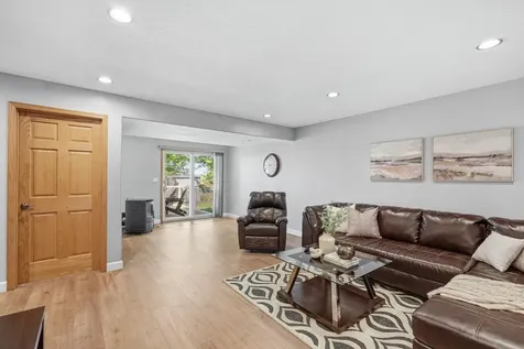 5217 King Arthur Drive NW Rochester MN 55901