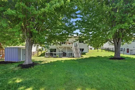 5217 King Arthur Drive NW Rochester MN 55901