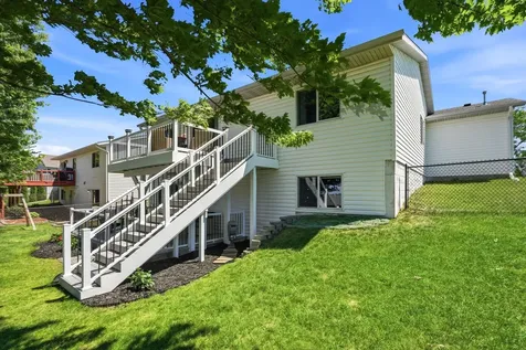 5217 King Arthur Drive NW Rochester MN 55901