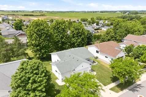 5217 King Arthur Drive NW Rochester MN 55901
