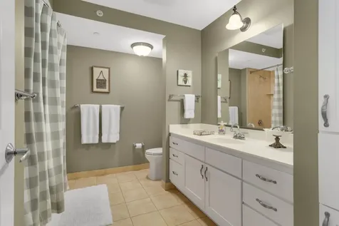 1060 Grand Avenue Saint Paul MN 55105
