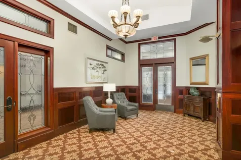 1060 Grand Avenue Saint Paul MN 55105