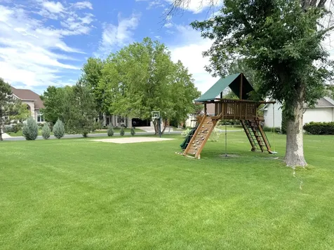 8658 Upland Lane N Maple Grove MN 55311
