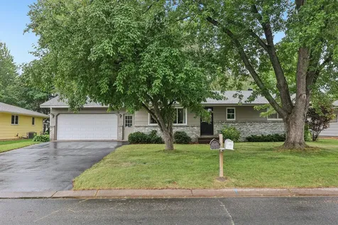10121 96th Place N Maple Grove MN 55369