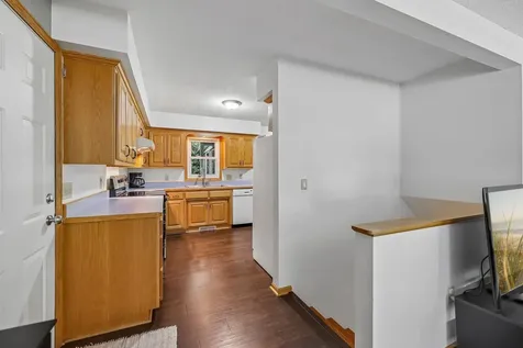 10121 96th Place N Maple Grove MN 55369