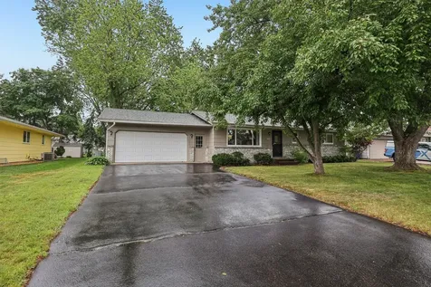 10121 96th Place N Maple Grove MN 55369