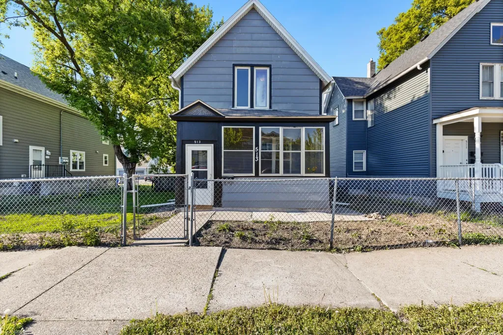 513 Van Buren Avenue Saint Paul MN 55103