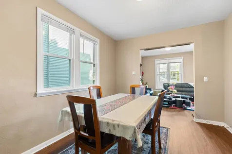 513 Van Buren Avenue Saint Paul MN 55103