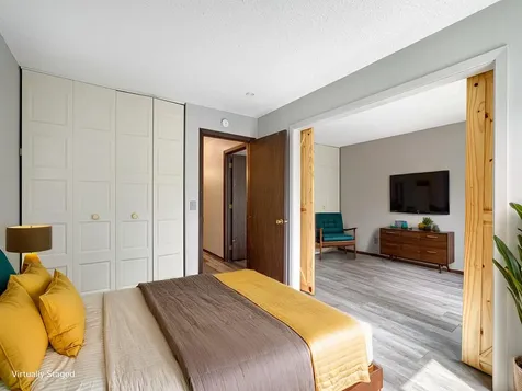 1601 N Innsbruck Drive Fridley MN 55432