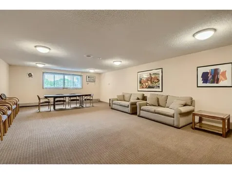 1601 N Innsbruck Drive Fridley MN 55432