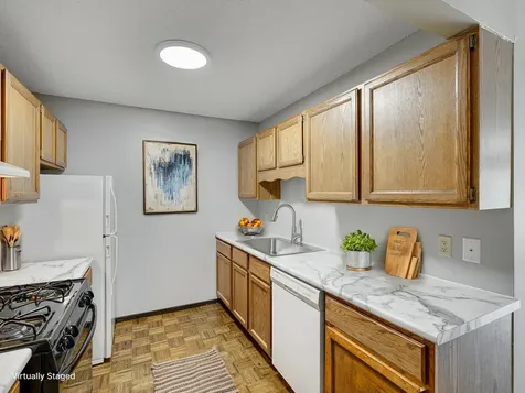 1601 N Innsbruck Drive Fridley MN 55432