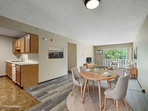 1601 N Innsbruck Drive Fridley MN 55432