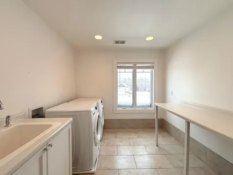 2718 Northridge Drive Duluth MN 55811