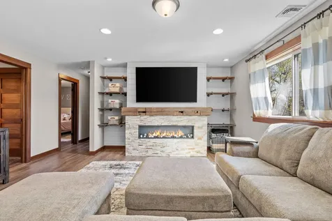 21285 Naples Street NW Elk River MN 55330