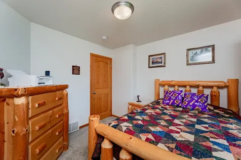 3322 Jackson Street S Fargo ND 58104