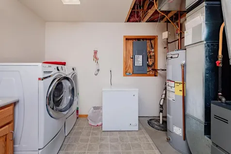 3322 Jackson Street S Fargo ND 58104