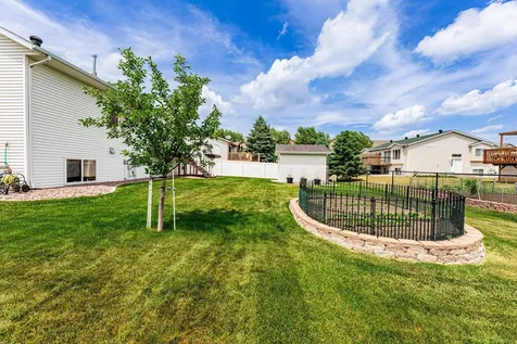 3322 Jackson Street S Fargo ND 58104