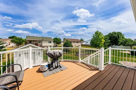 3322 Jackson Street S Fargo ND 58104