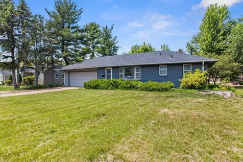 3815 Douglas Drive N Crystal MN 55422