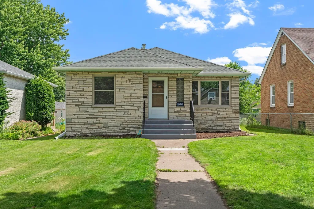 2623 Jefferson Street NE Minneapolis MN 55418