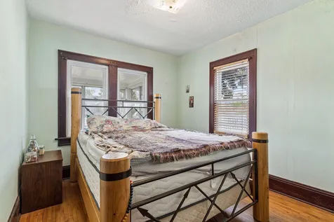 1032 Cumberland Street Saint Paul MN 55117