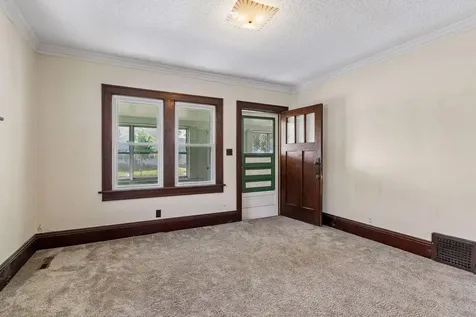 1032 Cumberland Street Saint Paul MN 55117