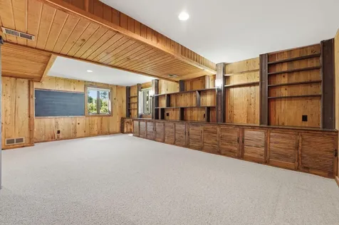 635 Iona Lane Roseville MN 55113