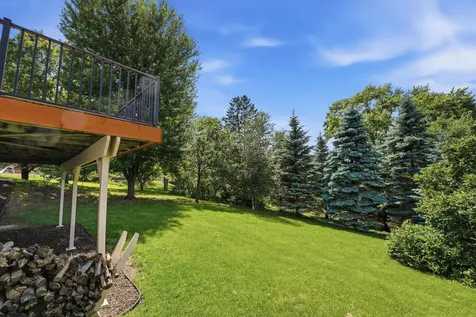 635 Iona Lane Roseville MN 55113