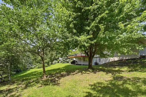 635 Iona Lane Roseville MN 55113