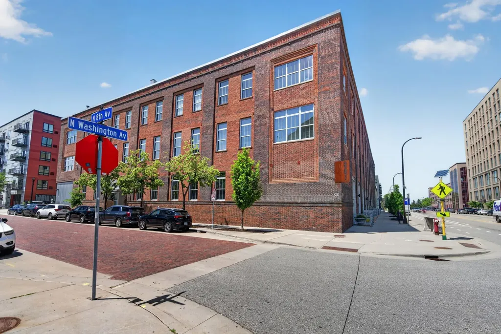 801 Washington Avenue N Minneapolis MN 55401