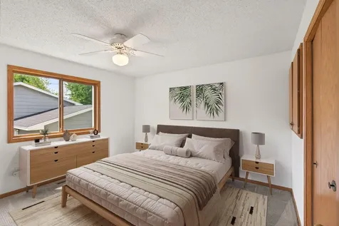 1113 Polk Street S Shakopee MN 55379