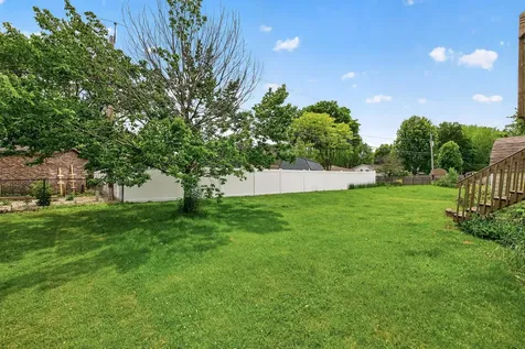 1113 Polk Street S Shakopee MN 55379