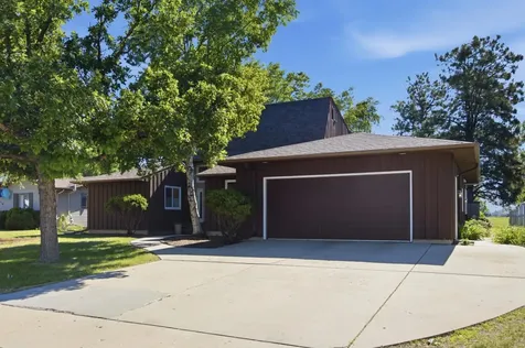 2504 18th Street S Moorhead MN 56560