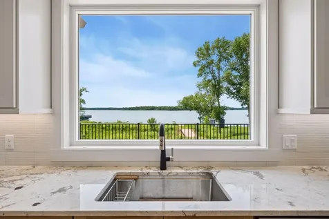 7620 Lake John Drive Annandale MN 55302
