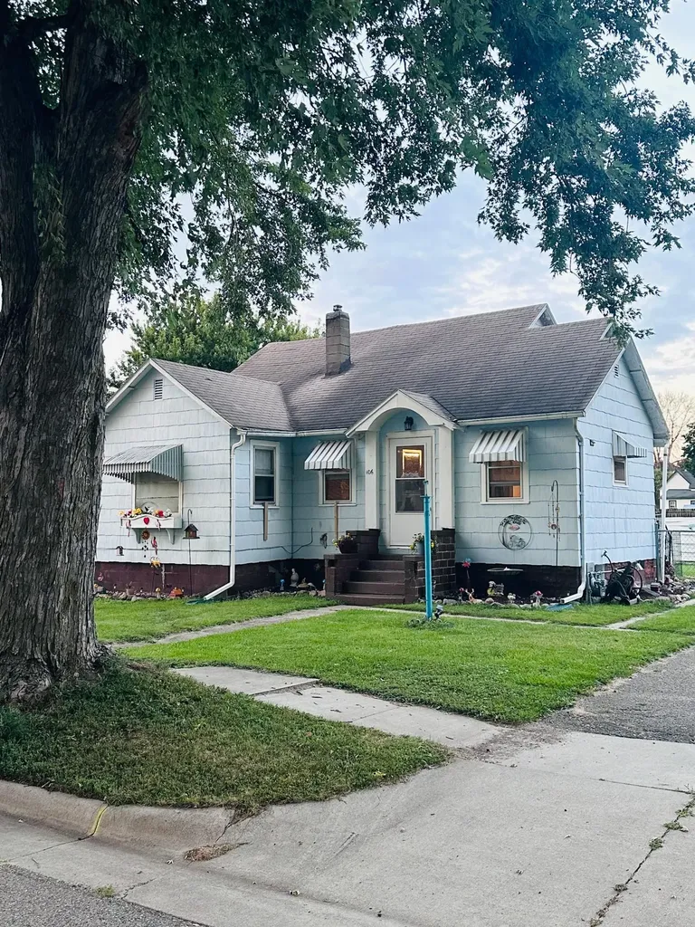 106 NE Oak Street Brownsdale MN 55918