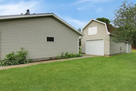 709 9th Avenue NE Brainerd MN 56401
