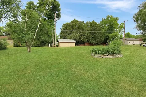 709 9th Avenue NE Brainerd MN 56401