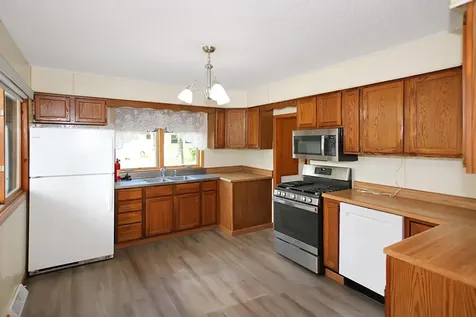 709 9th Avenue NE Brainerd MN 56401