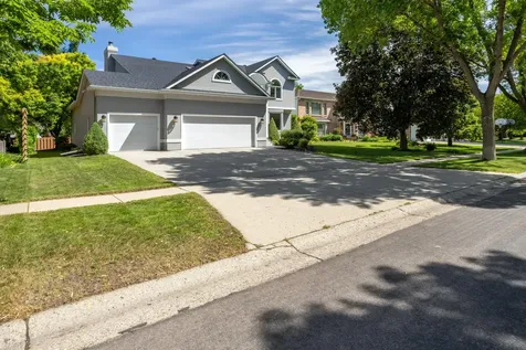 2938 Peterson Parkway N Fargo ND 58102