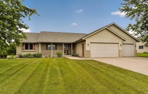 217 Whispering Hills Drive Saint Charles MN 55972