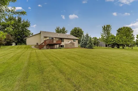 217 Whispering Hills Drive Saint Charles MN 55972
