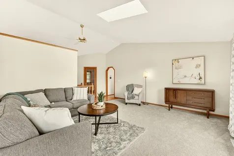 217 Whispering Hills Drive Saint Charles MN 55972