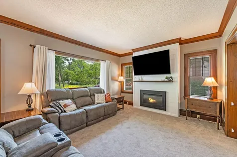 808 3rd Avenue SE Waseca MN 56093
