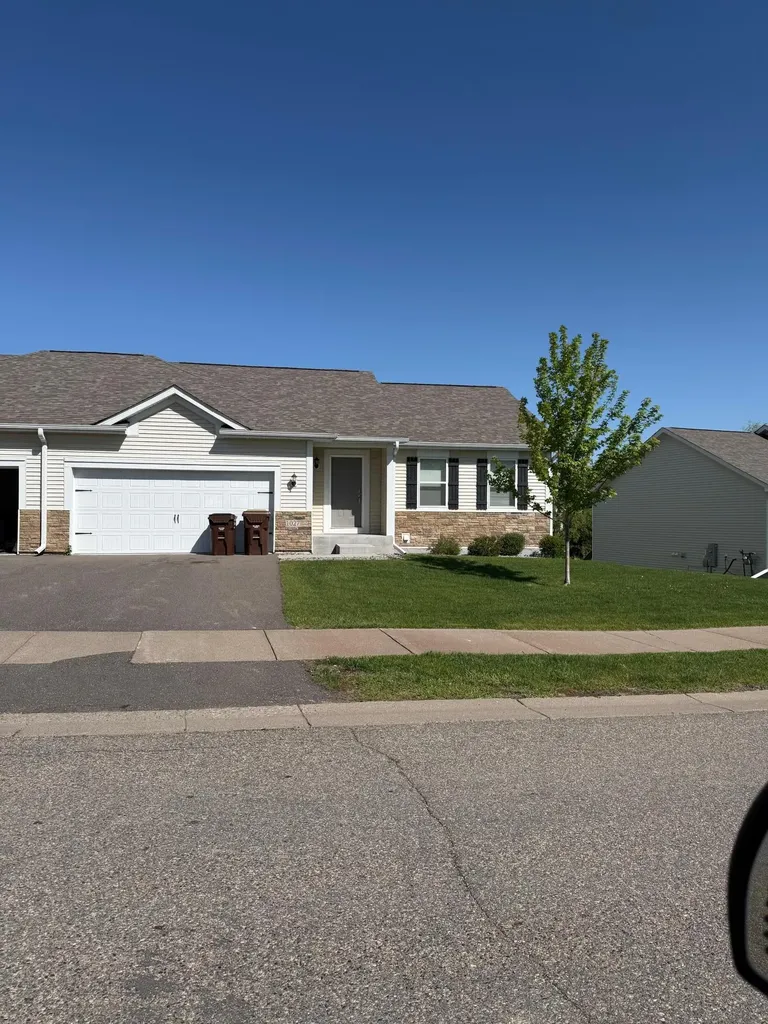 1027 White Tail Lane Montrose MN 55363
