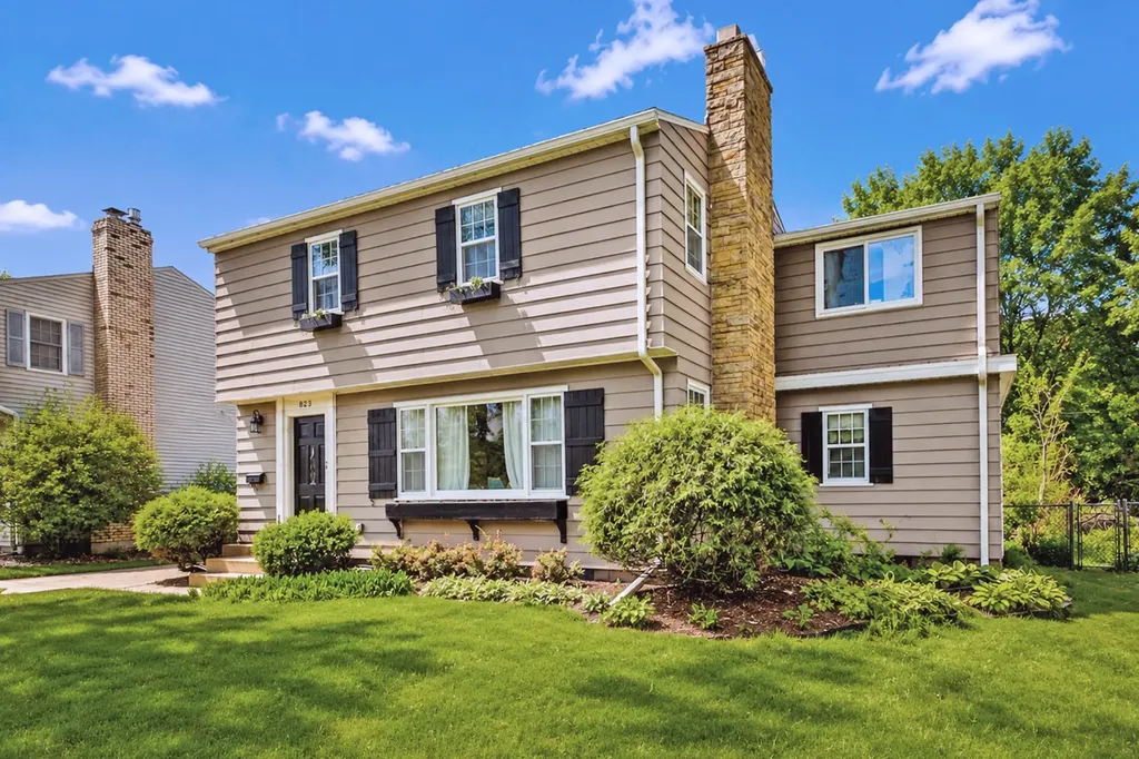 823 Memorial Parkway SW Rochester MN 55902