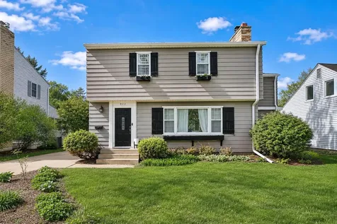 823 Memorial Parkway SW Rochester MN 55902